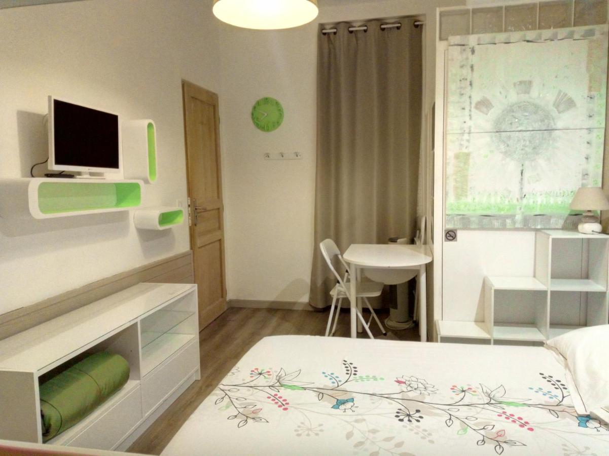 Autan Des Couleurs Bed and Breakfast Albi Exteriör bild